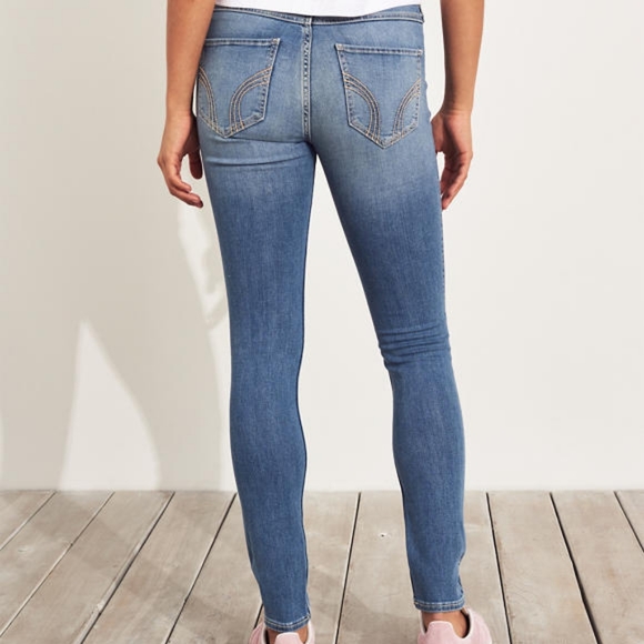 Hollister Mid-Rise Super Skinny Jeans - Picture 3 of 4